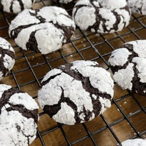 Chocolate Crinkle Cookies - 12pk